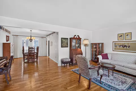 Living - 4745 Birch Haven Rd, Jackson, MI 49201 photo 3 of 5
