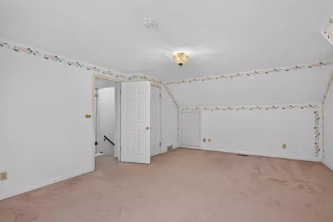 Bedroom - 4745 Birch Haven Rd, Jackson, MI 49201 photo 9 of 11