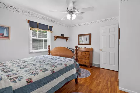 Bedroom - 4745 Birch Haven Rd, Jackson, MI 49201 photo 1 of 8