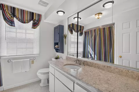 Bath - 4745 Birch Haven Rd, Jackson, MI 49201 photo 4 of 5