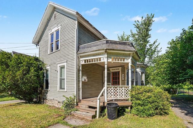34 Poplar St, Battle Creek, MI 49017