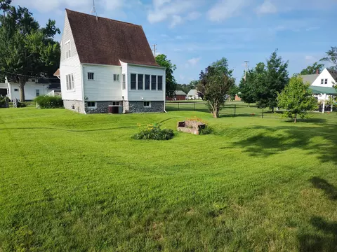 207 N Douglas St, Bronson, MI 49028 photo 36