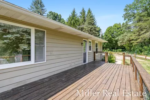 Exterior - 4600 E Butler Rd, Dowling, MI 49050 photo 3 of 18