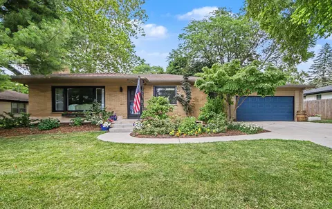 1845 Burton St SE, Grand Rapids, MI 49506