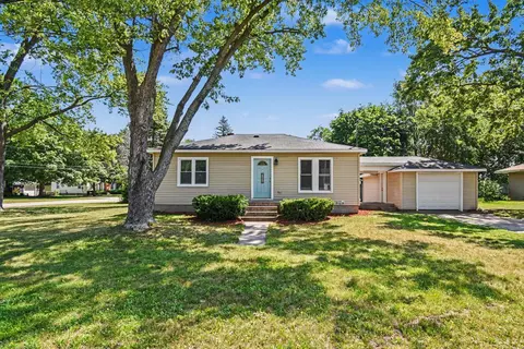 5134 Heyboer Ave SE, Grand Rapids, MI 49548