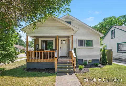 855 Windsor Ave, Muskegon, MI 49441
