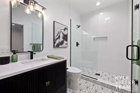 Bath - 8151 28th St SE, Ada, MI 49301 photo 6 of 8