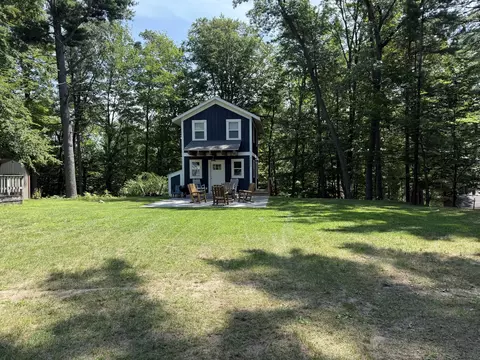 Exterior - 8523 W Easy St, Mears, MI 49436 photo 2 of 8