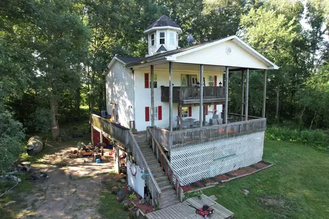 6509 Weston Rd, Allen, MI 49227