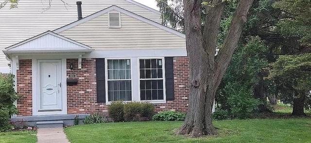 2653 Fenwick Ct, Ann Arbor, MI 48104