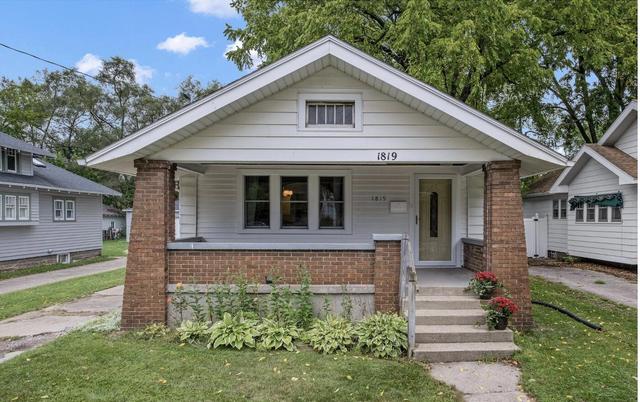 1819 Nelson Ave SE, Grand Rapids, MI 49507