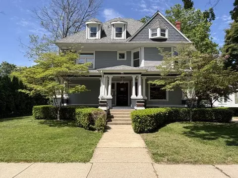 59 Orchard Pl, Battle Creek, MI 49017