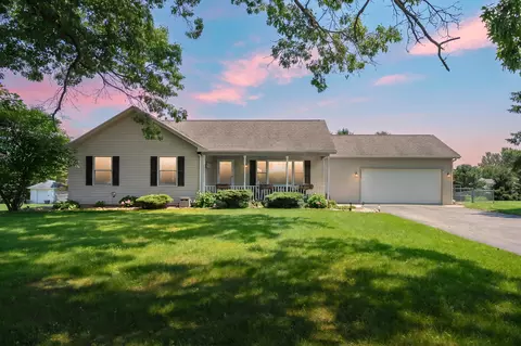 53439 Rolling Meadow Blvd, Paw Paw, MI 49079