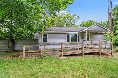 60169 Church St, Grand Junction, MI 49056