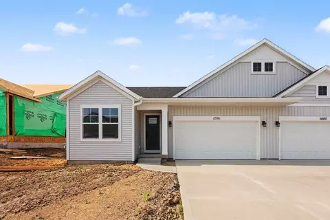 6596 Bellflower Dr SW #10, Zeeland, MI 49464