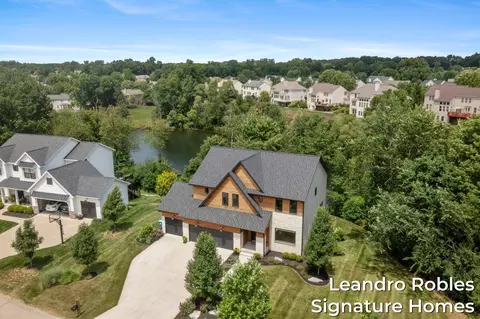 View/Area - 6 Fox Point Ct NE, Ada, MI 49301 photo 4 of 12