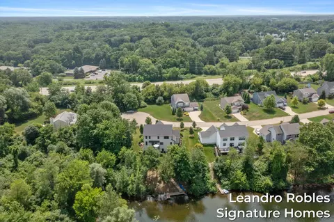 View/Area - 6 Fox Point Ct NE, Ada, MI 49301 photo 10 of 12