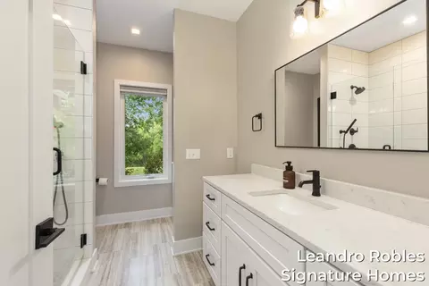 Bath - 6 Fox Point Ct NE, Ada, MI 49301 photo 8 of 10