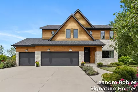 Exterior - 6 Fox Point Ct NE, Ada, MI 49301 photo 10 of 10