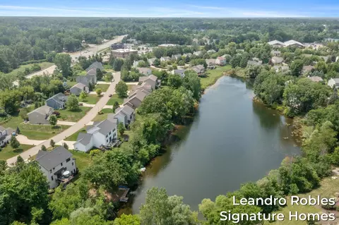 View/Area - 6 Fox Point Ct NE, Ada, MI 49301 photo 8 of 12