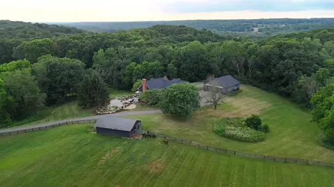2714 Snow Ave SE, Lowell, MI 49331