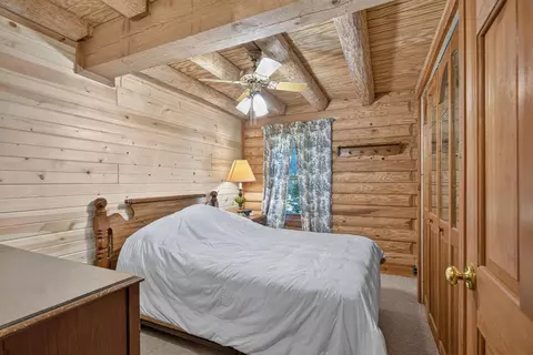 Bedroom - 11241 Almon Pt, Jerome, MI 49249 photo 1 of 4