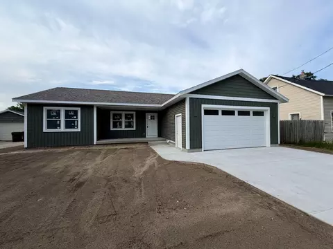 877 Amity Ave, Muskegon, MI 49442