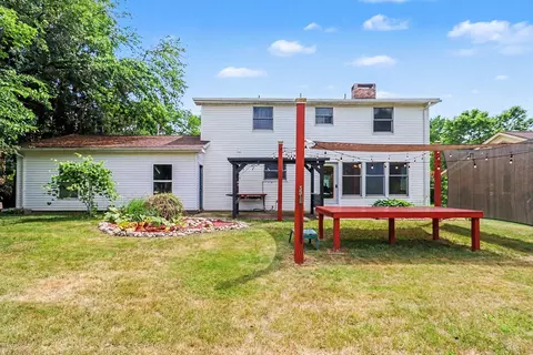 Exterior - 515 E Pine St, Fremont, MI 49412 photo 3 of 7