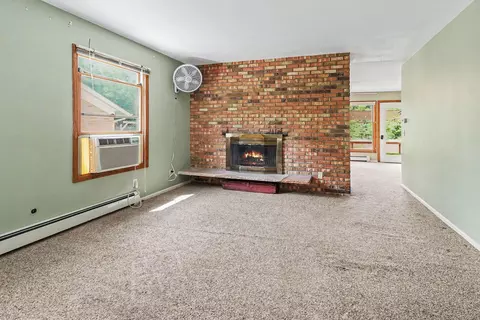 Living - 515 E Pine St, Fremont, MI 49412 photo 5 of 5