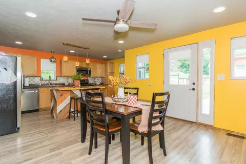 Dining - 529 Clinton St, Marshall, MI 49068 photo 2 of 2