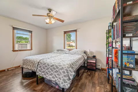 Bedroom - 20565 Okemos Rd, Big Rapids, MI 49307 photo 2 of 6