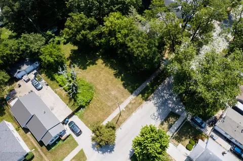 18844 Wakenden St, Redford, MI 48240