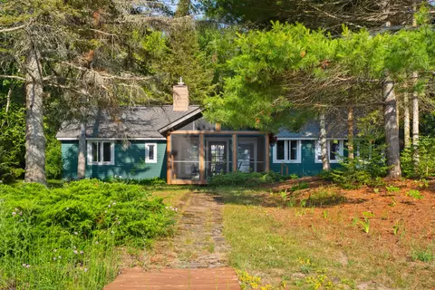 1384 N Lake Huron Shore Dr, Harrisville, MI 48740