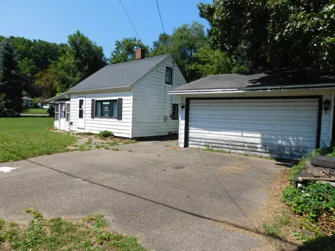285 Bechman Ave N, Battle Creek, MI 49015