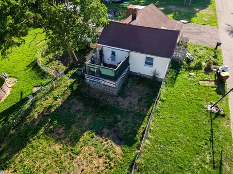 329 Webber St, Ionia, MI 48846 photo 1