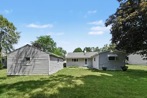 Exterior - 265 Amherst St, Jackson, MI 49203 photo 2 of 4