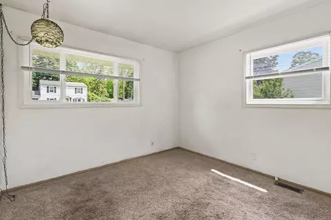 Bedroom - 265 Amherst St, Jackson, MI 49203 photo 1 of 6