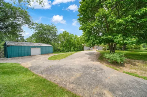 Exterior - 3930 Hoyer Rd, Jackson, MI 49201 photo 7 of 12