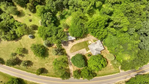 View/Area - 3930 Hoyer Rd, Jackson, MI 49201 photo 2 of 14