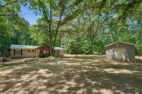 49163 County Road 388, Grand Junction, MI 49056