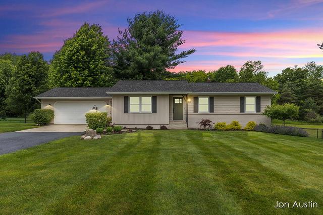 6323 Longacre St NE, Rockford, MI 49341