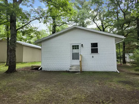 9071 S Crabapple Rd, Baldwin, MI 49304 photo 1