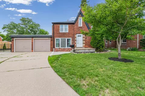 6953 Mayburn St, Dearborn Heights, MI 48127