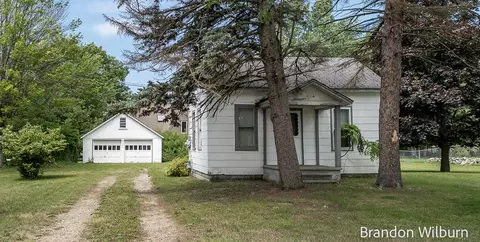 3259 Maple Grove Rd, Muskegon, MI 49441