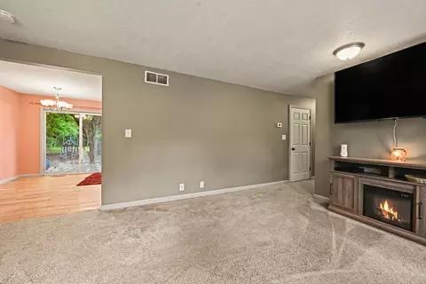 67238 Oxbow Dr, Constantine, MI 49042 photo 5