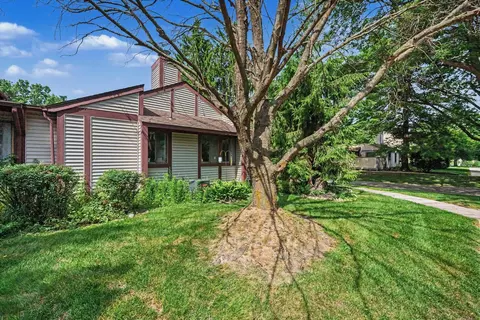 4863 Foxfire Trl, Portage, MI 49024
