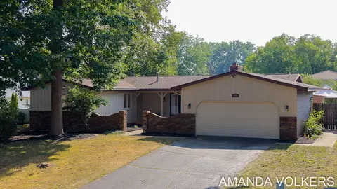 3910 Honeybrook Ave SW, Grandville, MI 49418