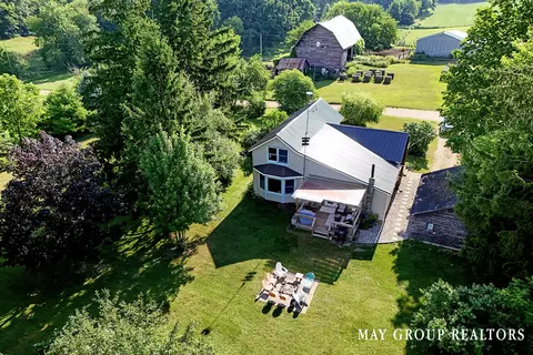 7572 Collins Rd, Fenwick, MI 48834 photo 4