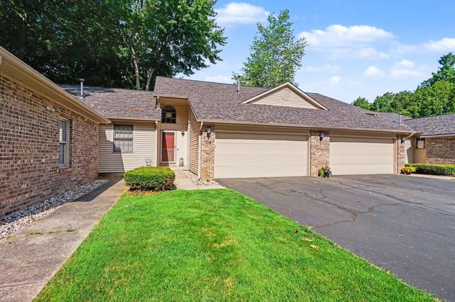 114 Sandy Point Dr #14, Holland, MI 49424