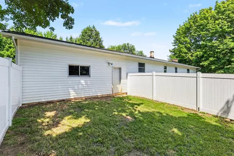 Exterior - 3747 Harshbarger Rd, Jackson, MI 49203 photo 6 of 8